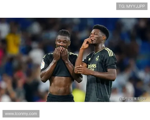 奥雷利安·楚阿梅尼客串中卫的多位置战术价值解析